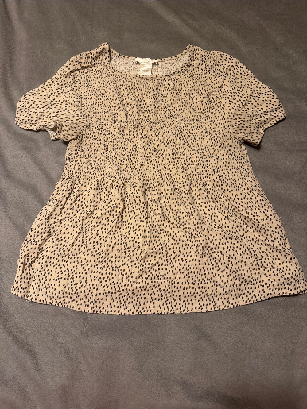 URBAN Romantics Cream Short-Sleeve Smocked Peplum Top with Black Speckle